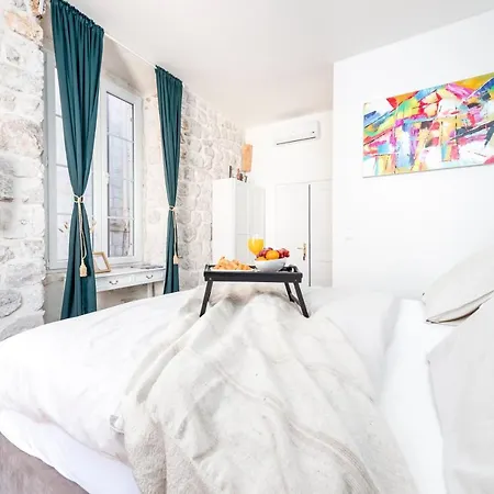 Eden Old Town Pensionat 3*