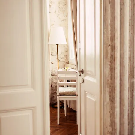 Guest house Eden Old Town 3*