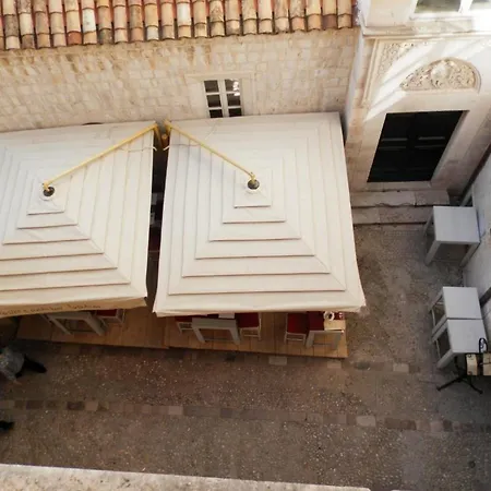 Eden Old Town Affittacamere