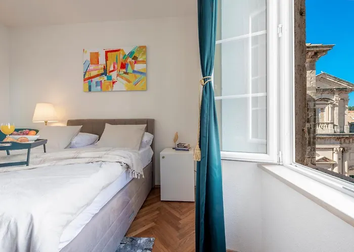 Pensionat Eden Old Town 3*