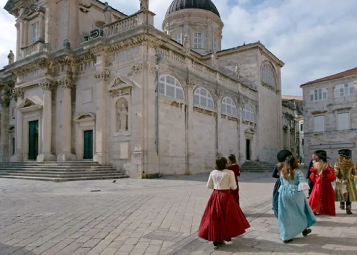 Pensionat Eden Old Town 3*