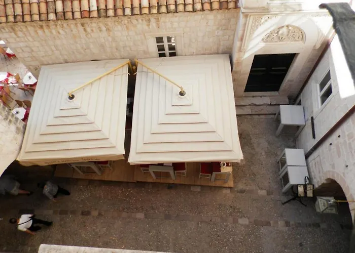 Eden Old Town Pensionat