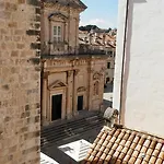 Eden Old Town Penzion 3*