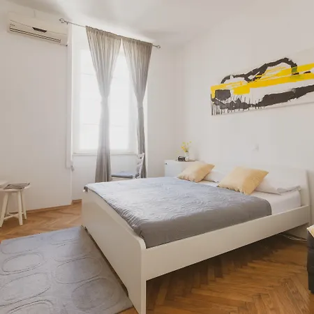 Eden Old Town Gostinjska kuća 3*